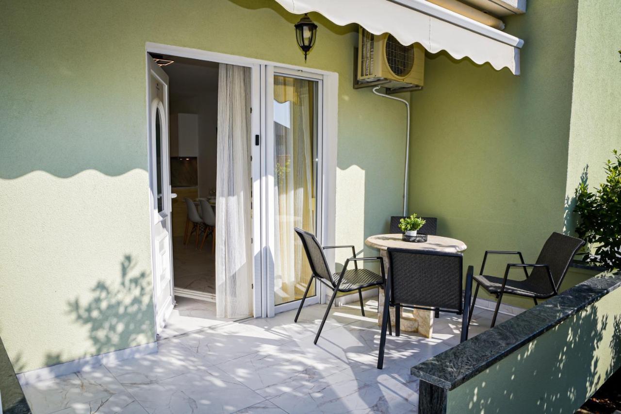 Locus Apartments Petrcane Exterior photo