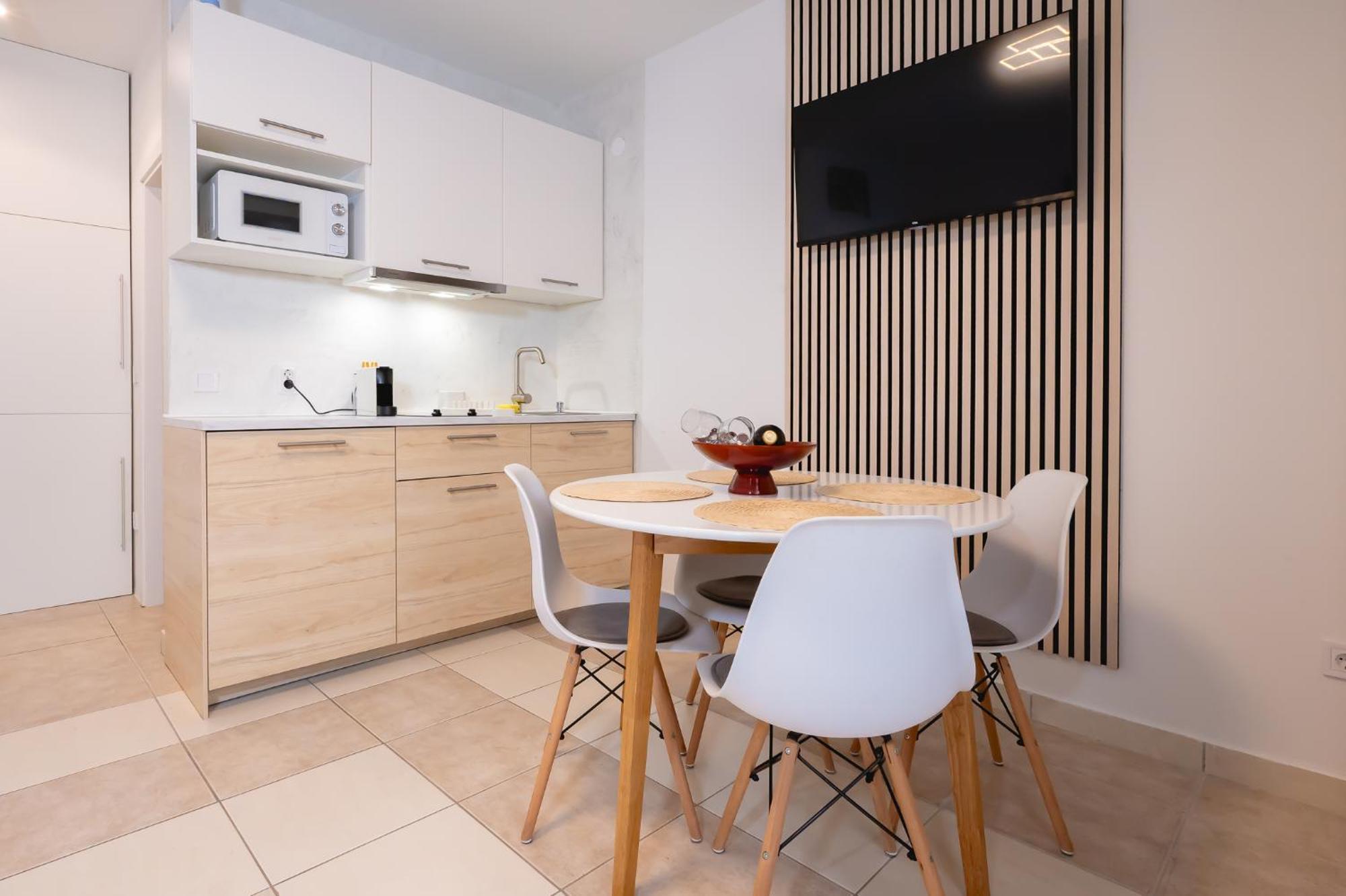Locus Apartments Petrcane Exterior photo